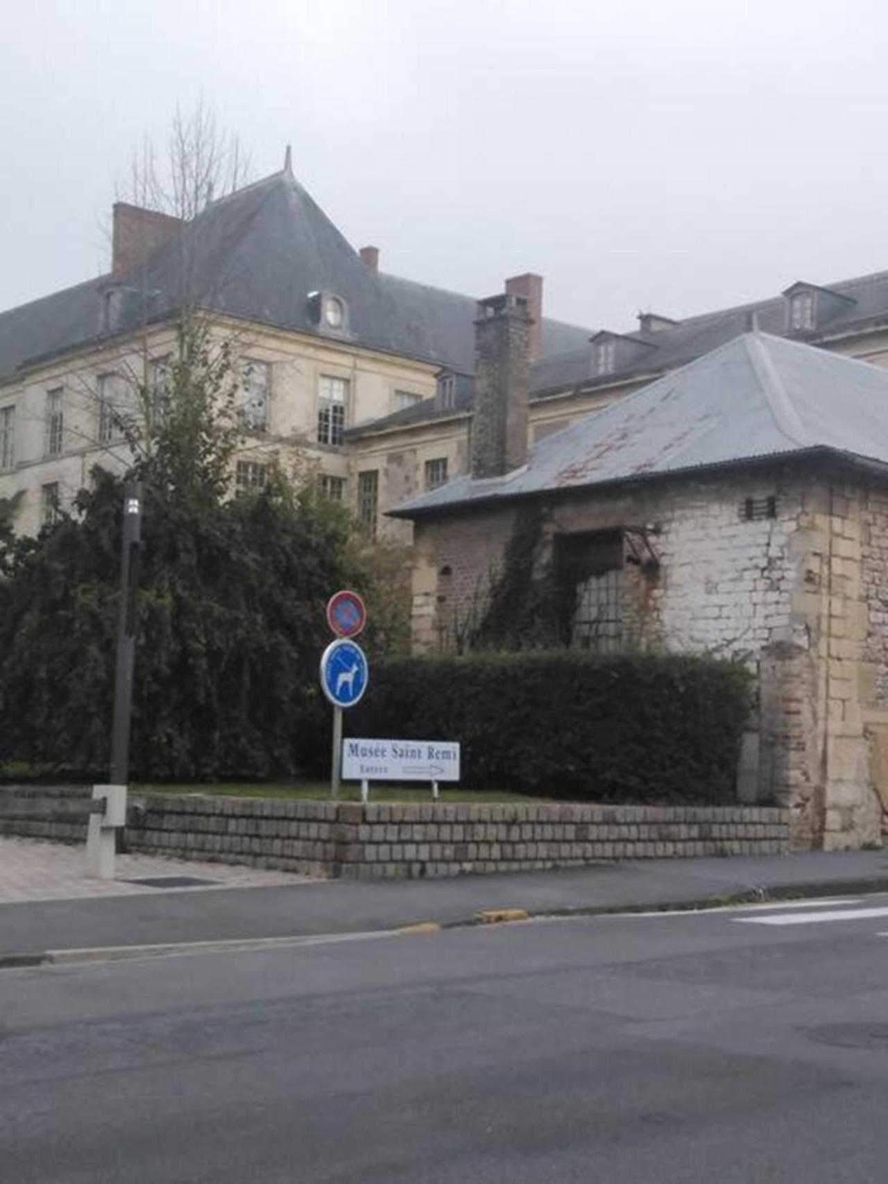 Reims Centre-Ville - 2 Chambres - 6 Personnes Au 1 Er Etage Exteriör bild